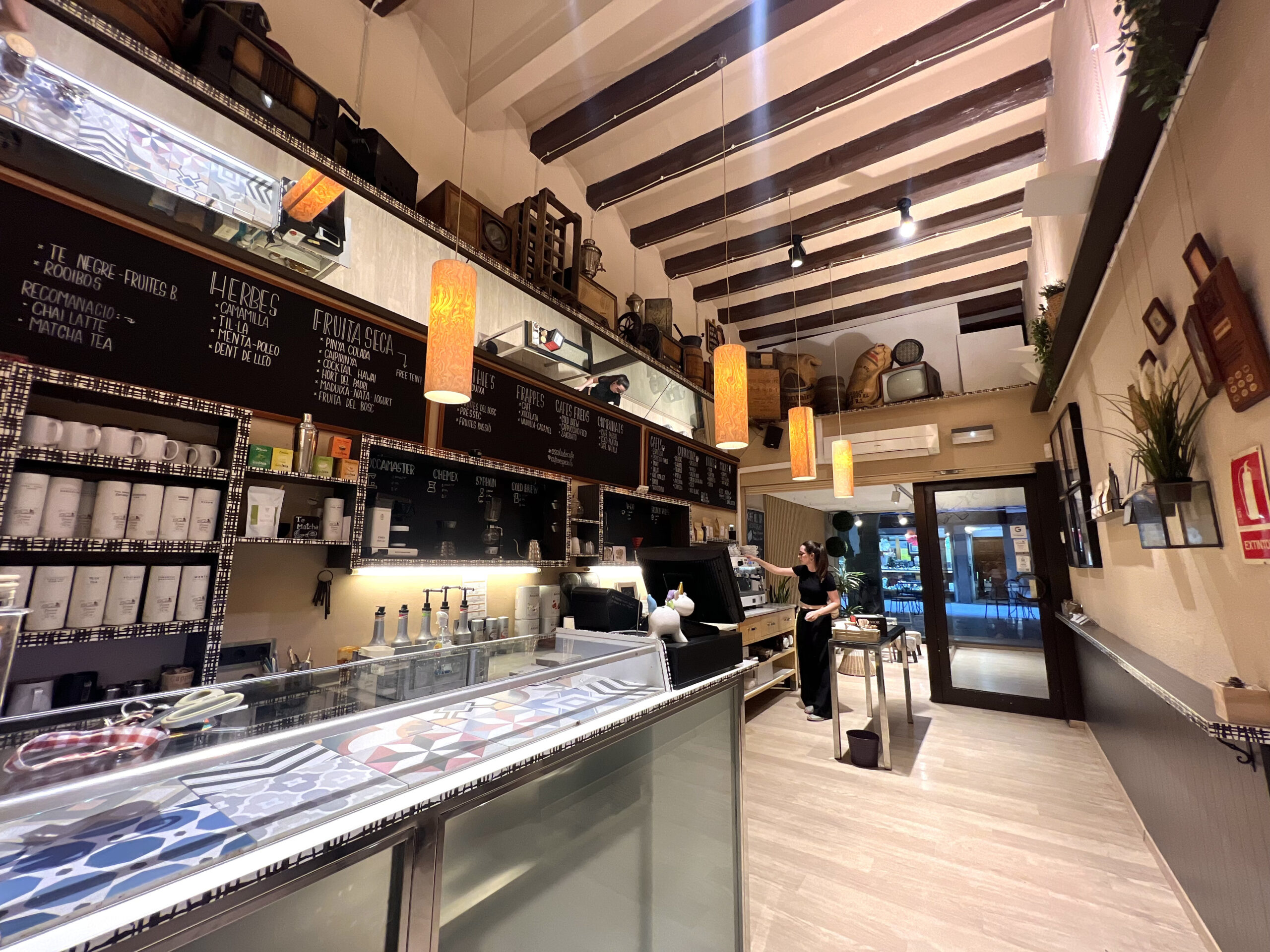 Delsams Cafès és el teu proveïdor de cafè a Lleida.